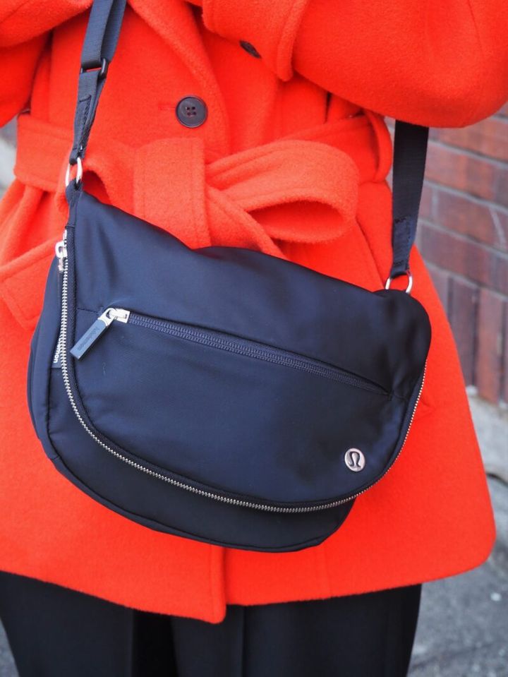 ルルレモンのバッグ