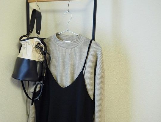 ハンガーにかけた洋服