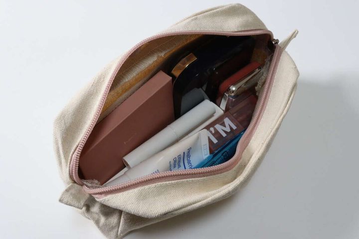 刺繍ボックスポーチ（サメ、メンダコ） コスメ収納