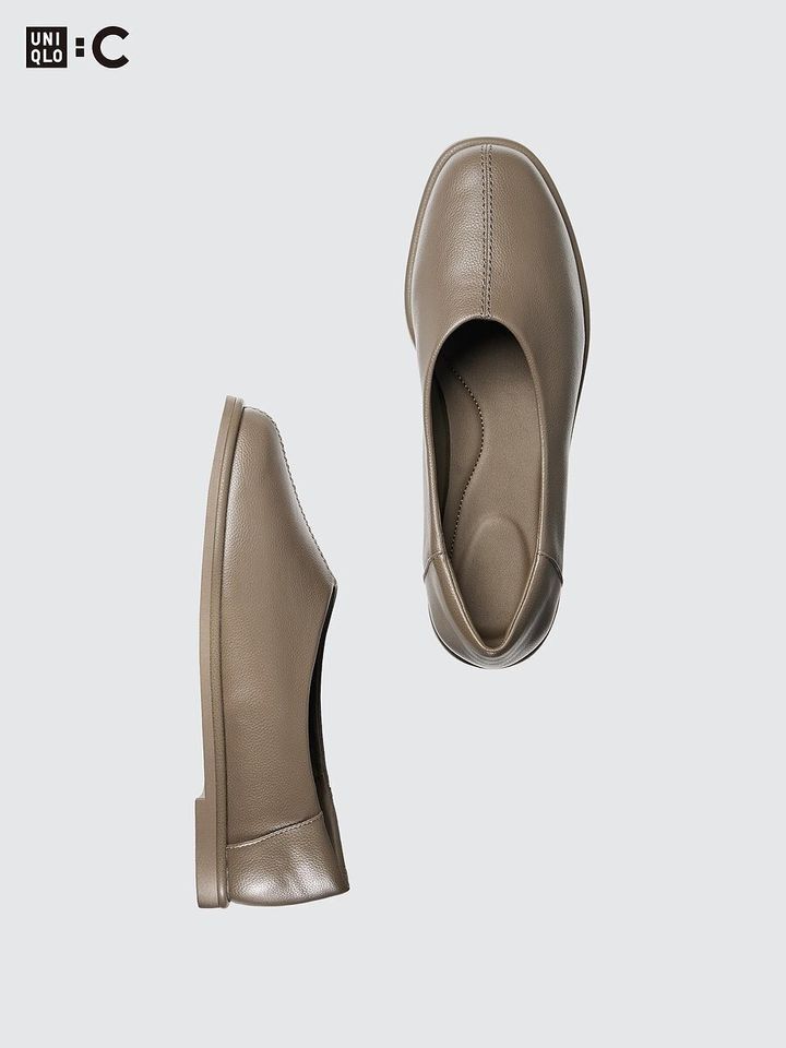 ユニクロのスクエアフラットシューズ
