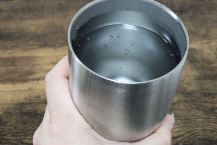 ダイソーの便利な真空2重ステンレスタンブラー（シルバーカラー）