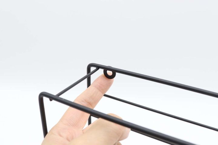 スチール壁掛けインテリア収納（木製棚、正方形） 穴