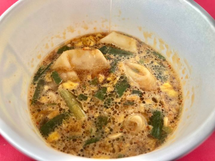 「アホみたいな味で最高！」「低カロリーで嬉しい！」【ファミマ】東京・三鷹の行列店監修のカップスープ