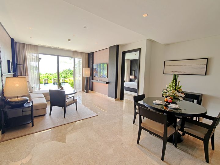 セガラ レジデンス