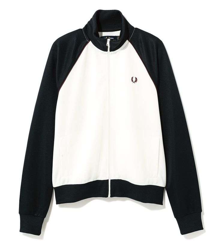 よりモダンにアップデートされた別注トラックジャケット