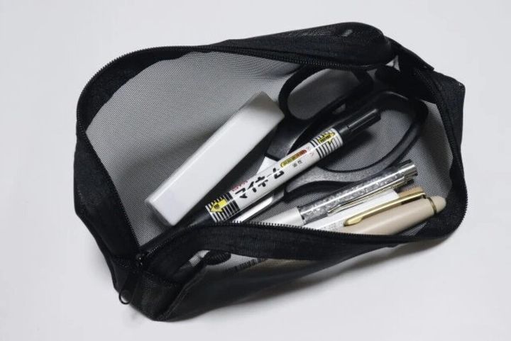 ダイソー メッシュペンケース