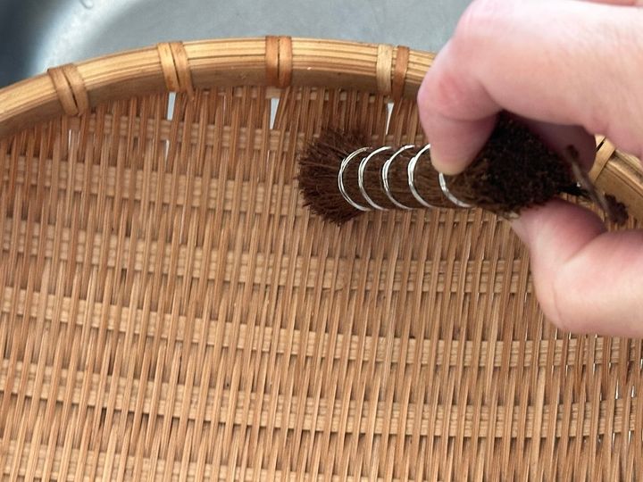 竹ざるのように目が細かいものを洗うのにも便利