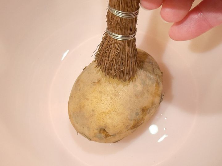 ジャガイモの細かい泥も落としてくれる