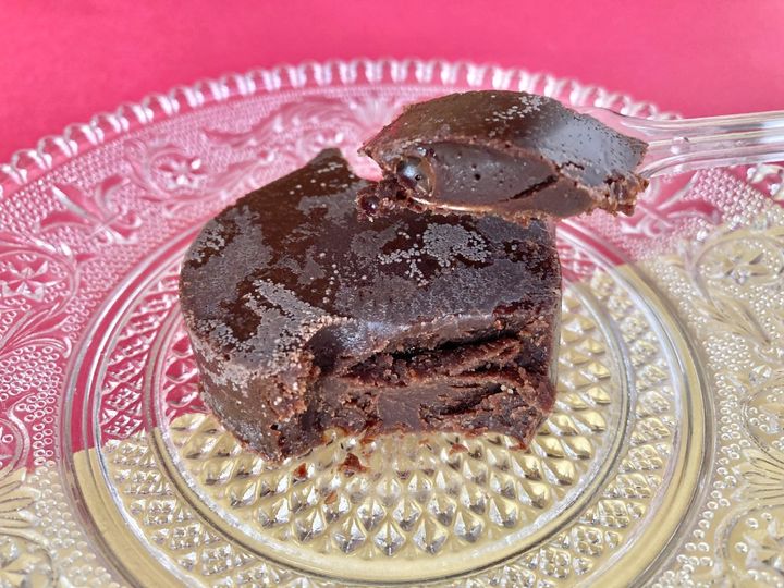 「美味しい！可愛い！」「猫好きにはたまらない！」【ファミマ数量限定】猫のシルエットをしたショコラテリーヌ