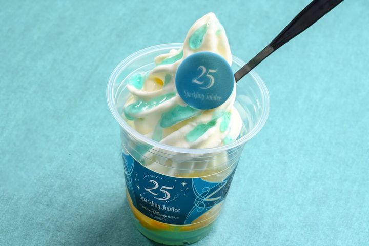 東京ディズニーシー25周年“スパークリング・ジュビリー”スペシャルサンデー（ライチーゼリー、わらび餅、みかん）