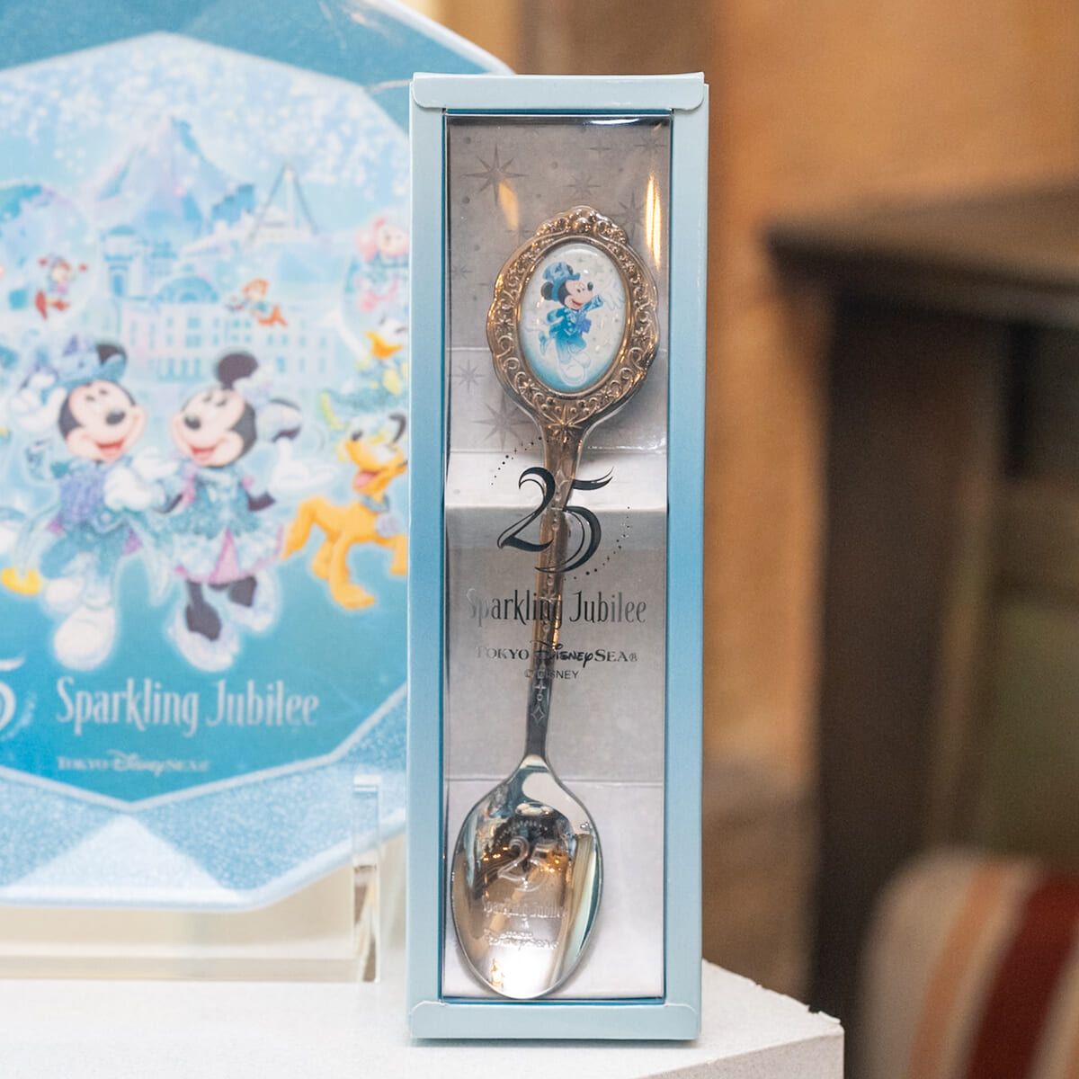 特別感のあるパッケージ！東京ディズニーシー25周年“スパークリング