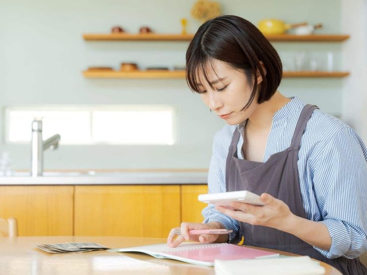 大阪府福山市在住・36歳女性が実家暮らしを選ぶ理由とは？ All About ニュース編集部が実施した「実家暮らし」に関する調査から、現在実家暮らしをしている人の生活費や将来の計画などを紹介します。