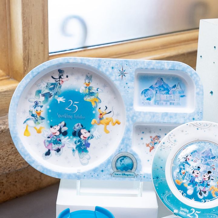お子様メニューとセットで楽しい！東京ディズニーシー25周年