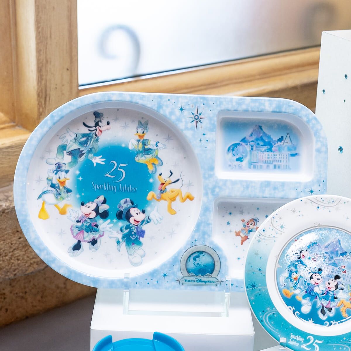 お子様メニューとセットで楽しい！東京ディズニーシー25周年