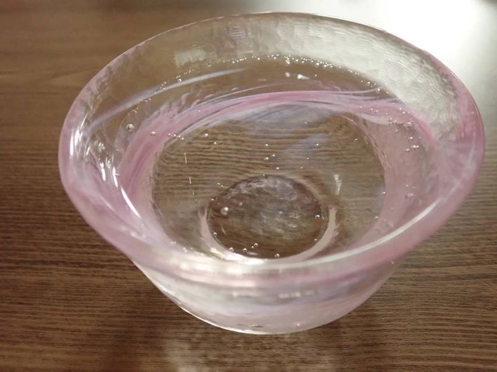 DAISO(ダイソー)：伊賀の天然水 強炭酸水1000mlPET