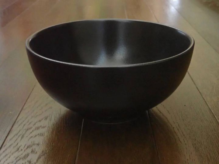 DAISO(ダイソー)：丼(黒梨釉、約18cm)