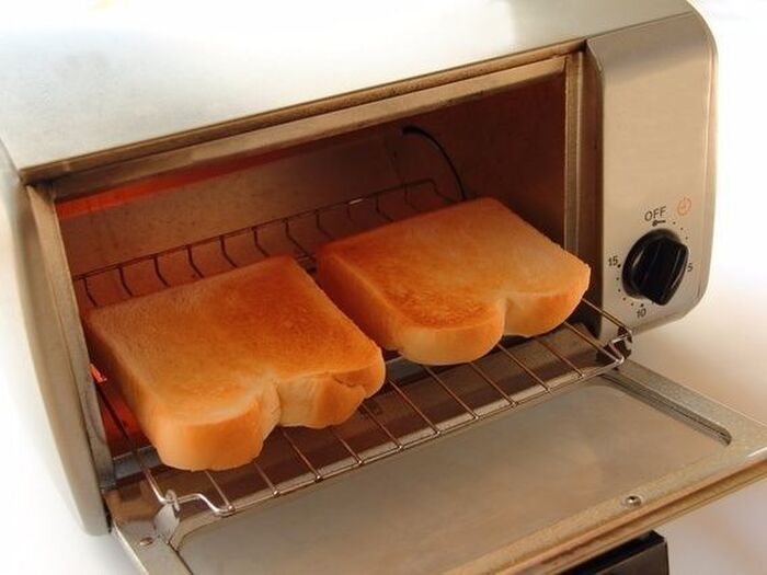 実はNG！食パンの『冷蔵保存』。正しい食パンの保存方法＆美味しく焼くコツ