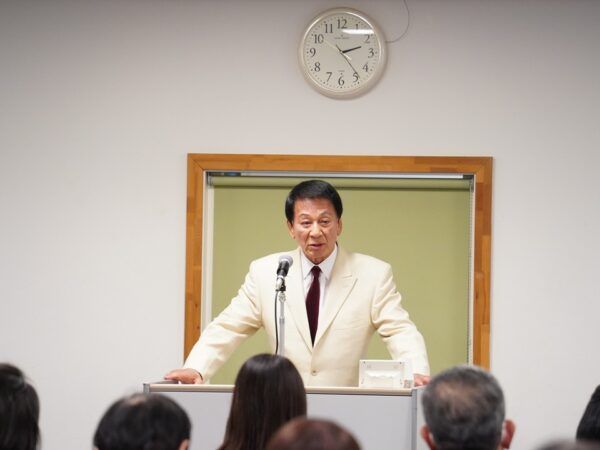 「ストップ・オレオレ詐欺！」杉良太郎氏が講演会で詐欺の手口と対策を解説