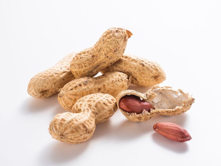 All About ニュース編集部は、全国10～60代の男女250人を対象に「ご当地スイーツ」に関する独自のアンケート調査を実施。バレンタイン・ホワイトデーに渡したい「千葉県のご当地スイーツ」で1位に選ばれたのは？ ※画像はイメージです