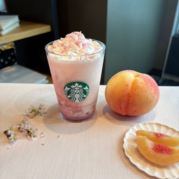 スタバ 桜 咲くよ 白桃 フラペチーノ®