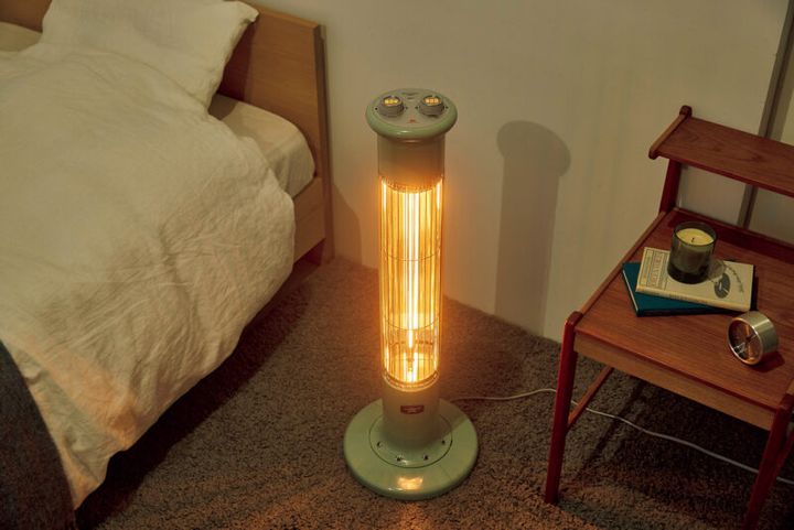 遠赤グラファイトヒーター（1灯管）￥27,500／日本エー・アイ・シー