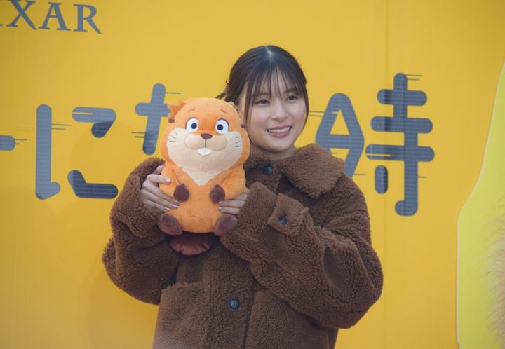 女優、芳根京子さん（28）が、3月13日公開のディズニー映画「私がビーバーになる時」の主人公メイベルの日本版声優を務めることが22日、発表されました。