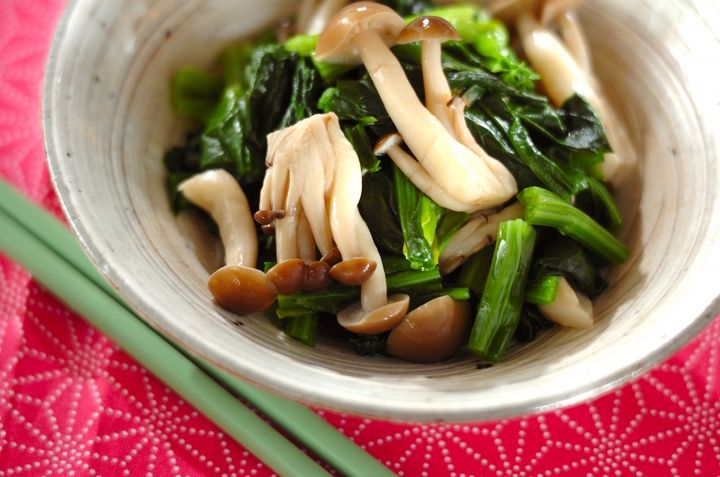ホウレン草とシメジのだし浸し