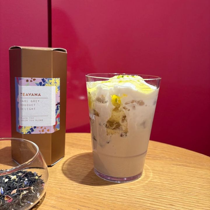 スタバ アールグレイ ハニーレモン ムース ティー ラテ