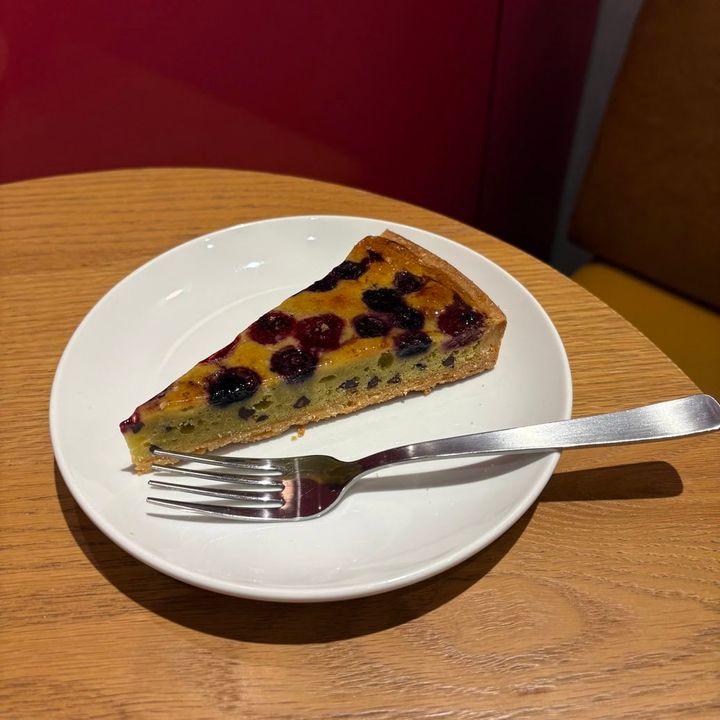 プリンチ トルタ ピスタチオ＆ベリー