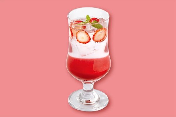 倉式珈琲店に、ハーゲンダッツのバニラアイスと国産いちごを使用したメニューが登場！