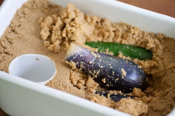なすと胡瓜のぬか漬けを漬ける 糠床