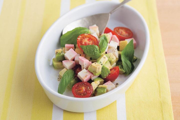 医師【鎌田實さん】おすすめ！ たんぱく質もビタミンもとれるかまぼこ×野菜のおかず2選「チョレギ風サラダ／さっぱりレモンオイルあえ」