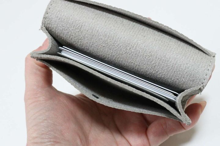 レザー調マチ付き名刺ケース（ベーシック） ダイソー 30枚