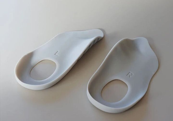 ダイソー 歩行サポートインソール 25.0～27.0cm（ハーフタイプ）