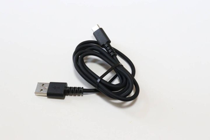 充電・転送ケーブル（Type-AーType-C、やわらかケーブル、ブラック）