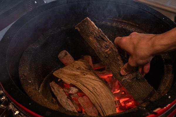 【神奈川県横浜市】名店の一番弟子が独自の“三種火入れ方”で提供！大人の焼き鳥店「串焼 大紀」オープン