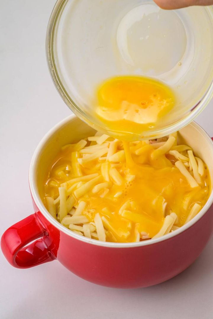 「とろ～り卵のマグカップオムライス」レシピ