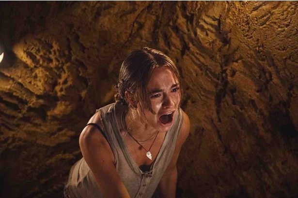 3位は鬼才ヨハネス・ロバーツが仕掛ける密室スリラー『おさるのベン』 [c]2025 Paramount Pictures. All Rights Reserved.