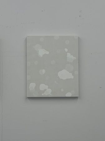 東京・代官山のヒルサイドフォーラムで黒谷和紙作家ハタノワタルの個展「ひかり」開催