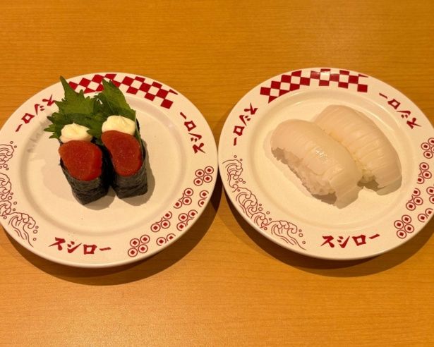 左から北海道産 タラコとマヨ軍艦(120円～)、北海道産 ムラサキイカ(120円～)