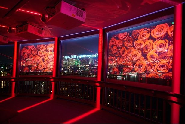 5種類から選べる花の画像が、ロマンチックなムードを演出