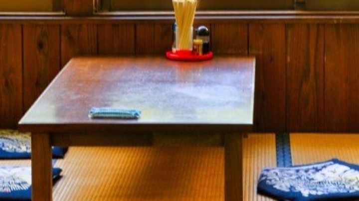 旅先で出会った人の言葉に...（画像はphotoAC）