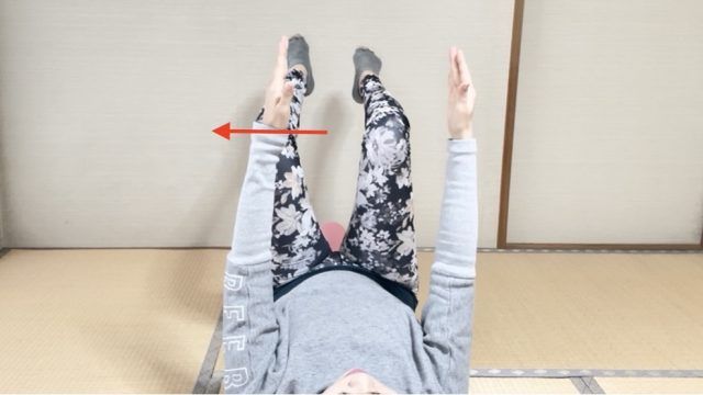 ピラティス「ニーオープン」