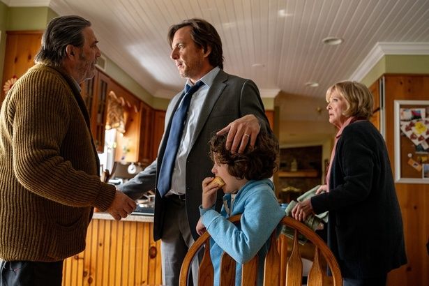 【写真を見る】名曲「アンダー・プレッシャー」とともに自分を見つめ直す姿を描く本予告映像が解禁に [c]2025 Searchlight Pictures. All Rights Reserved.