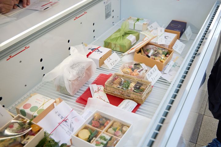 京都を代表する料亭のお弁当が並ぶ物販ブース