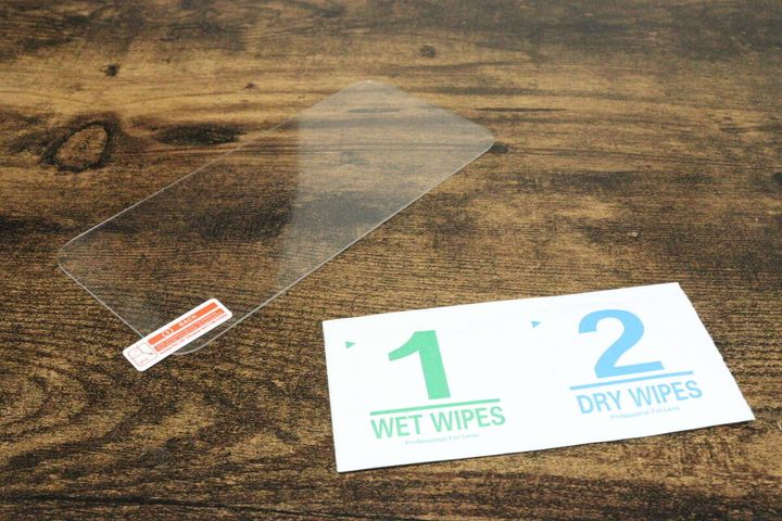 ダイソーのゴリラガラスのほこり除去シート