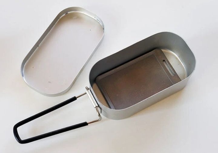 ダイソー メスティンに収納できるミニ鉄板 収納例