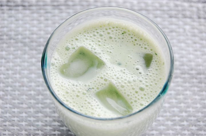 バナナとコマツナのスムージ一