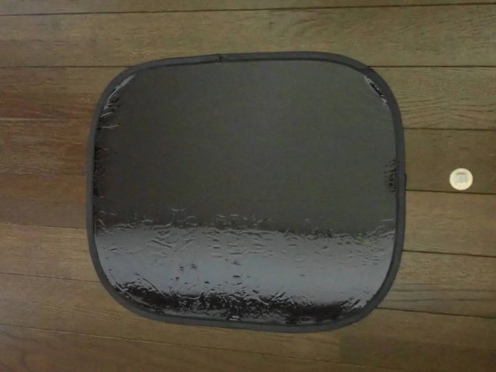 DAISO(ダイソー)：静電気でくっつくサンシェード(サイドガラス用)