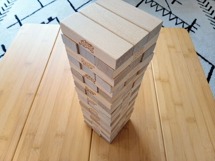 『ジェンガの大崩壊』を防ぐ方法！不器用さん必見、「ぎゃーっ！」がなくなります♪